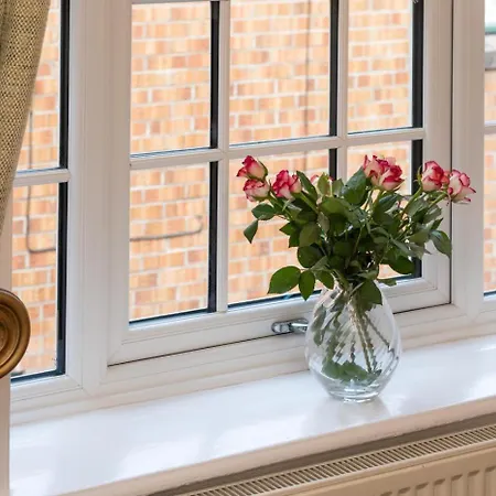 2 Bed In Oc-w451