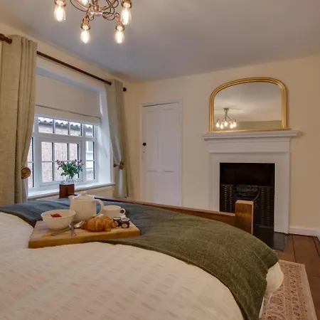 2 Bed In Oc-w451 Nyaraló